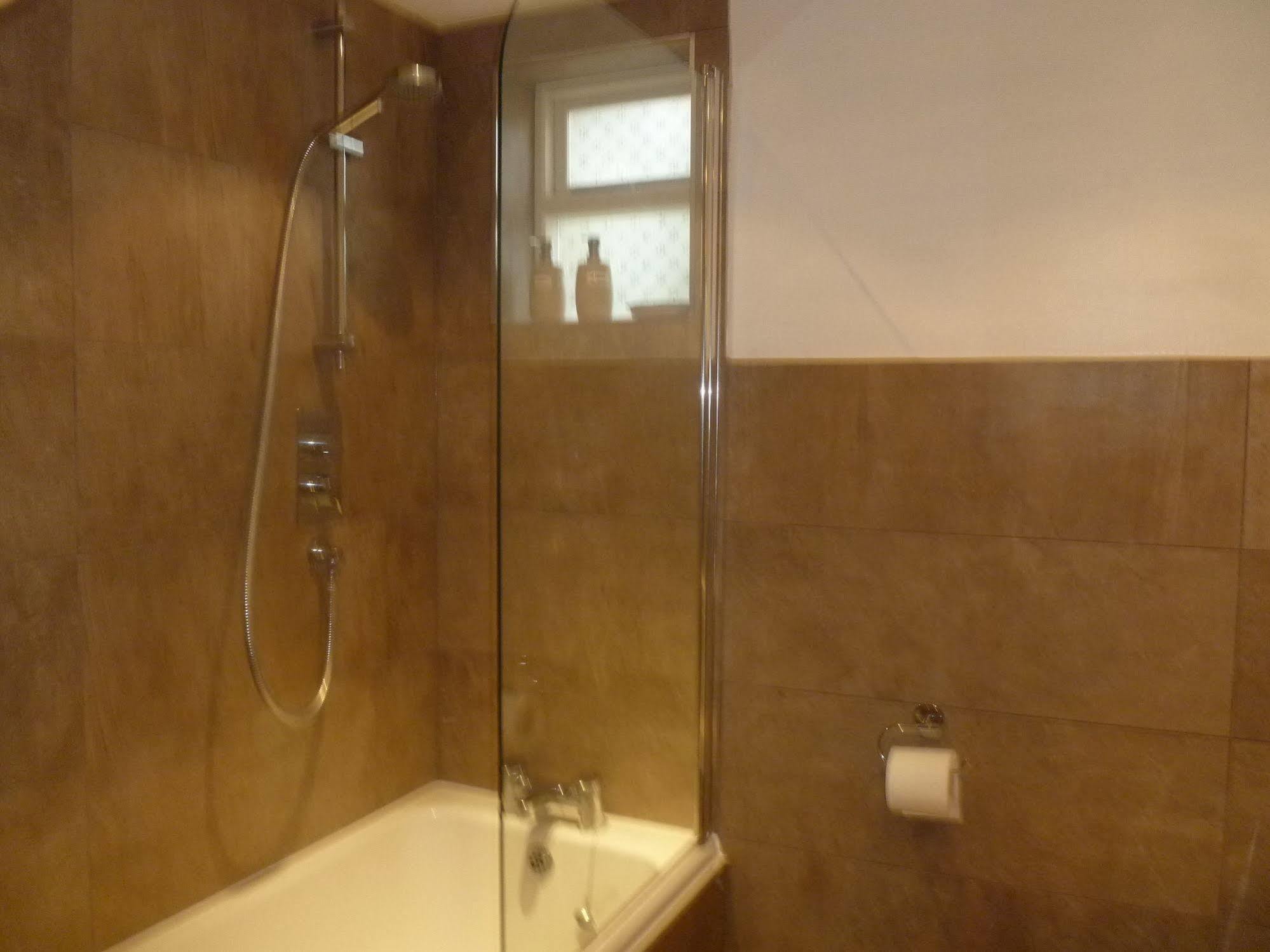 Laurel House Bed and breakfast Cheltenham